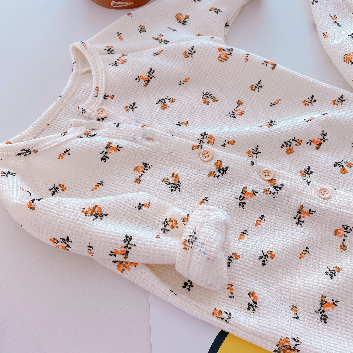 Gebreide Zomerromper met Lange Mouwen – Casual Baby Outfit