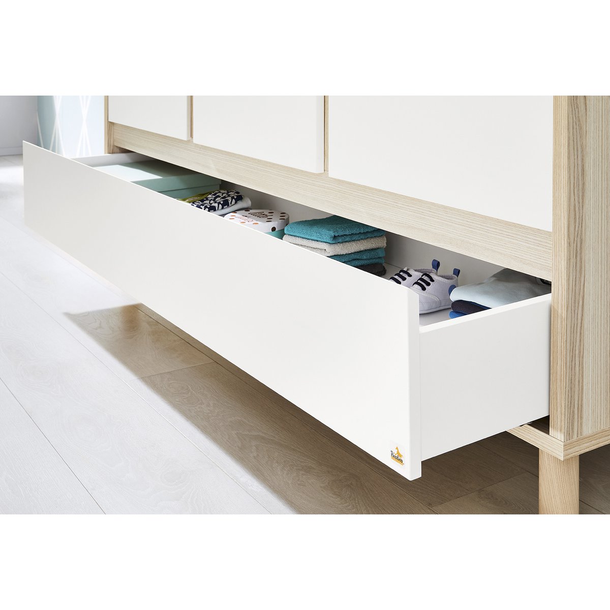 Kwekerij 'Flow' breed groot 3 delen: ledikant, brede commode, grote kledingkast - Smart Simple