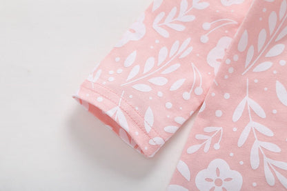 Roze Droom Romper – Comfortabele babypyjama met lange mouwen