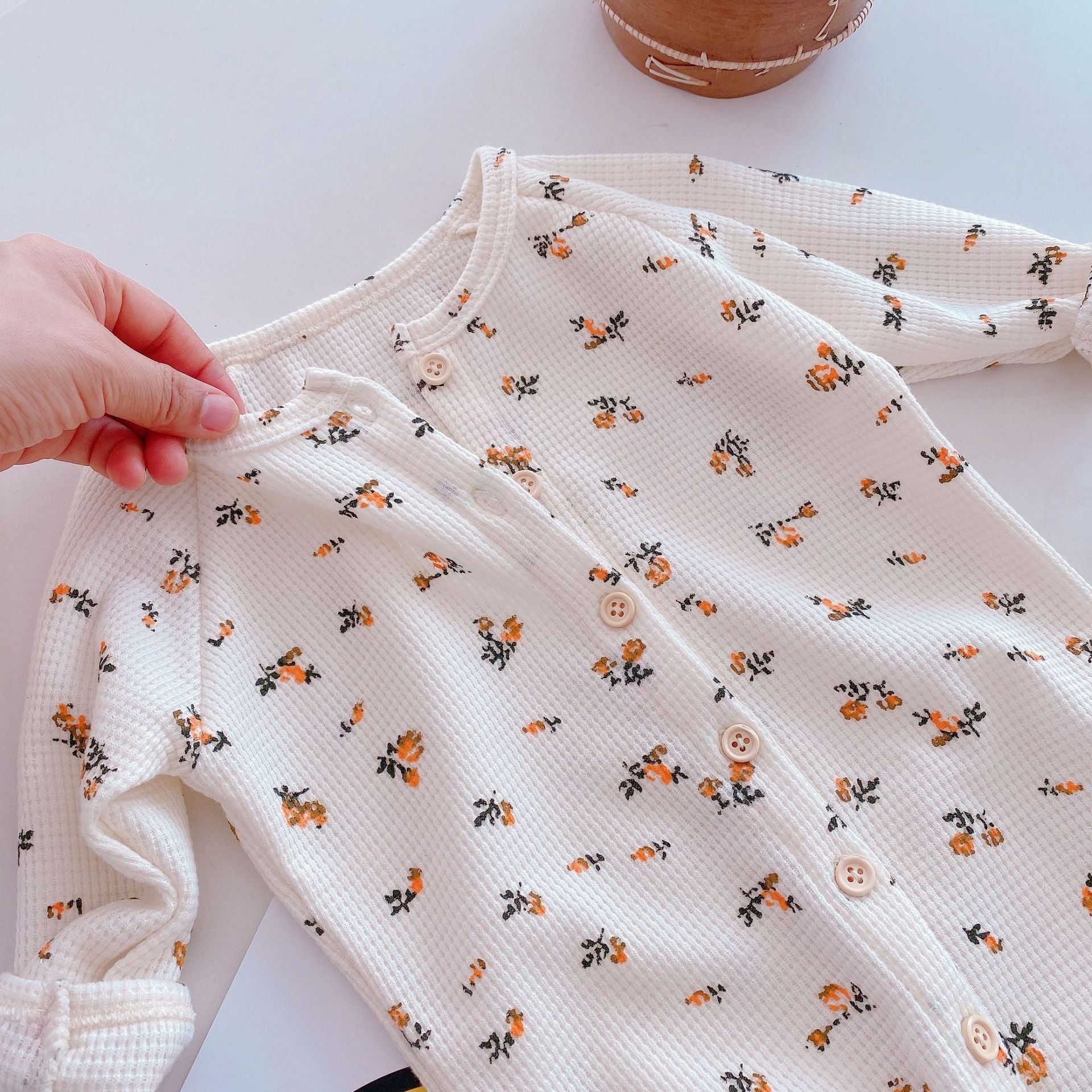 Gebreide Zomerromper met Lange Mouwen – Casual Baby Outfit