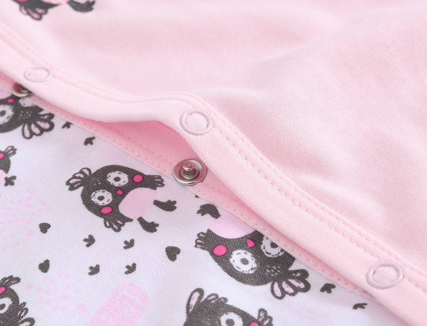 Lieve droompakje – comfortabel baby slaap- en speelpakje