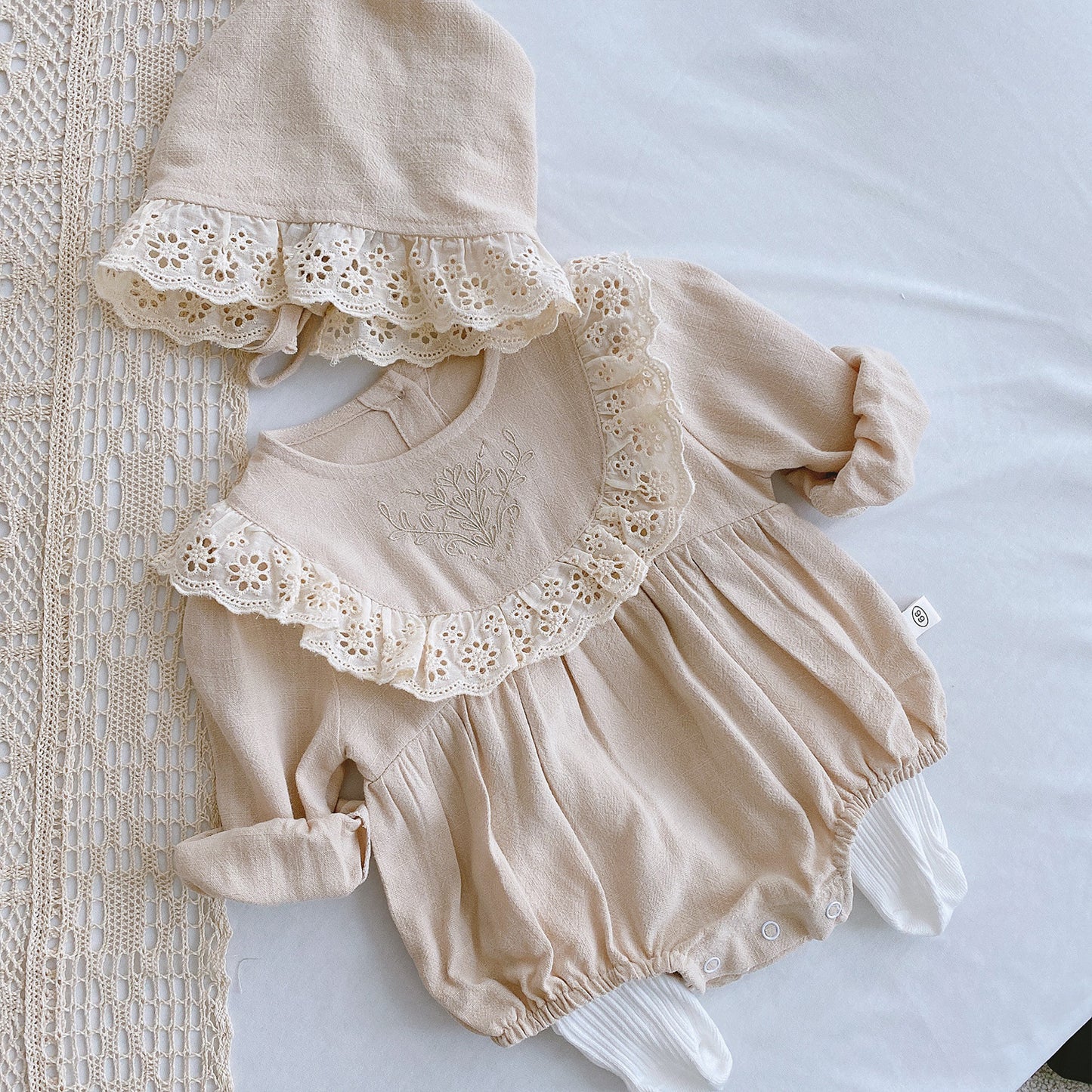 Lente Romper met Gratis Muts – Kantjurkje voor Baby’s (1 Jaar Feestoutfit) - Smart Simple