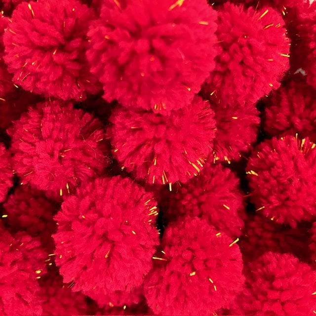 Luna - Leena haarclips pom pom 2x - rood & goud - zachte wol - handgemaakt Nepal - Smart Simple